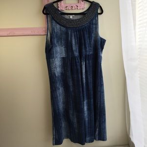 Avenue slip dress, sleeveless, fit and flare.GUC.